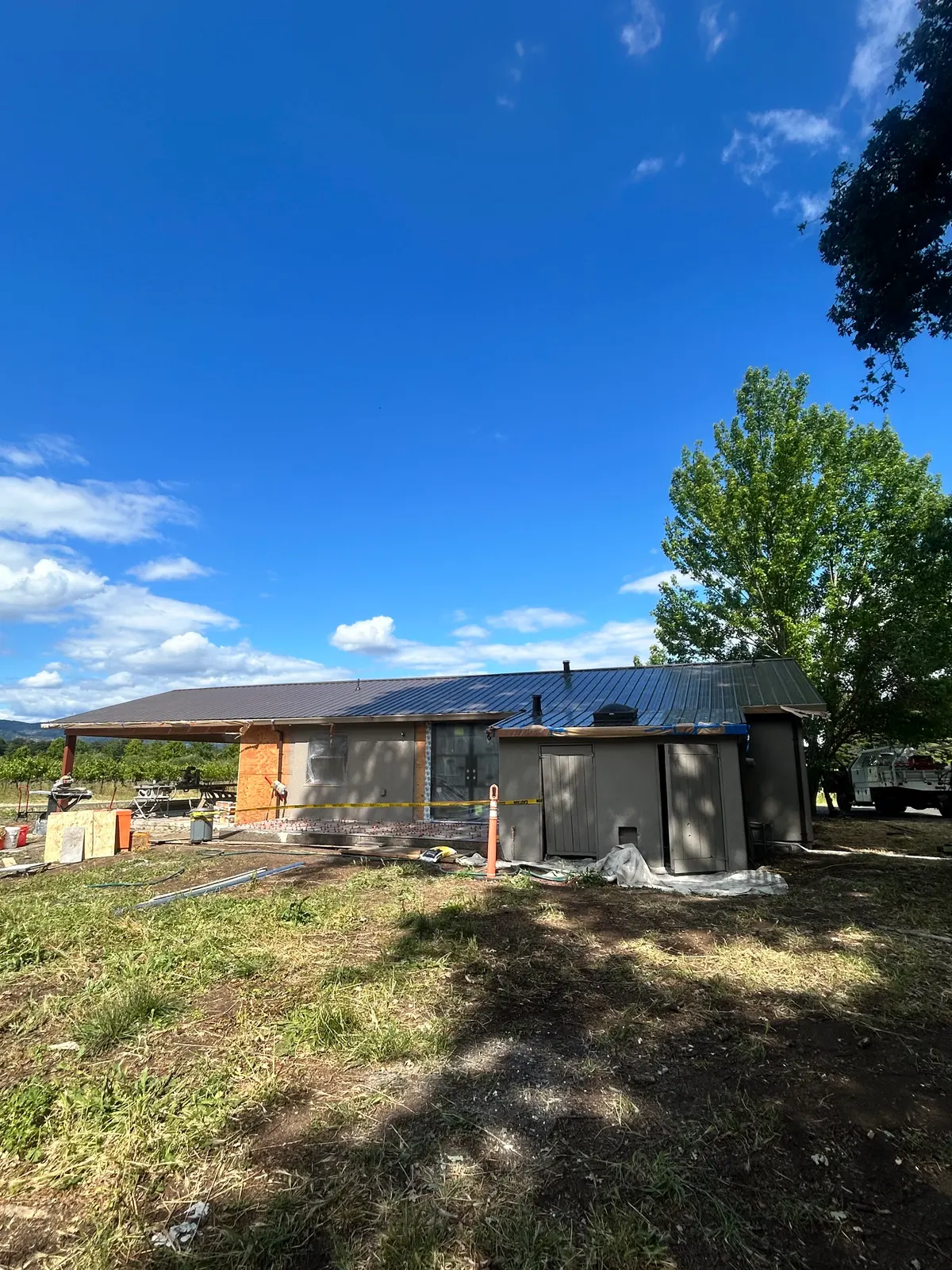 New metal roof installed on a rural Sonoma County cottage