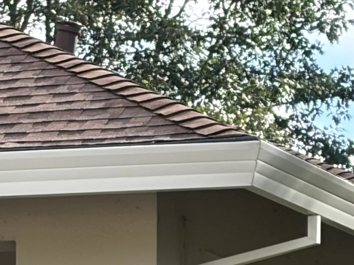 New seamless gutter and eave detail on a Sonoma County home