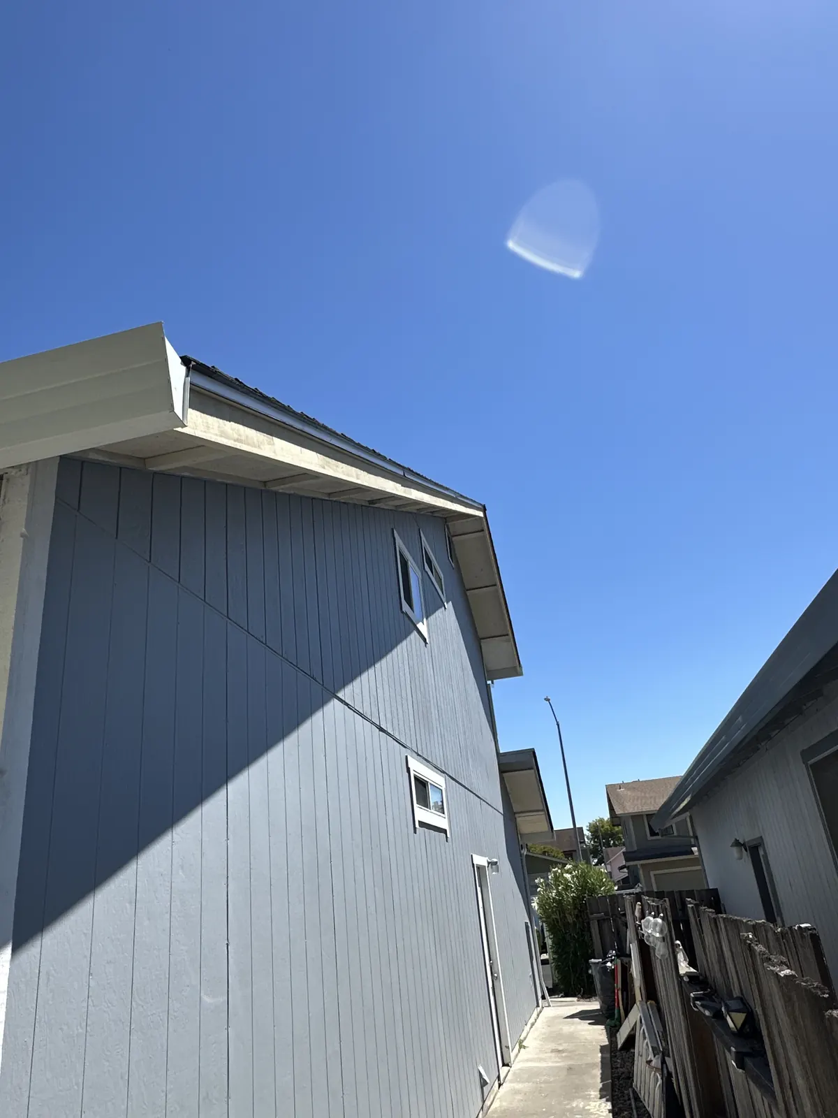 New gutter, fascia and drip edge along the side elevation of a Rohnert Park home